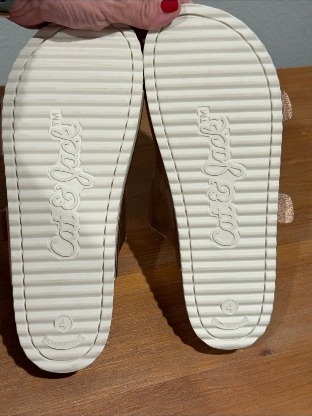 Girls Cat & Jack Sandals Size 4 Birkenstock Style Slip On Metallic